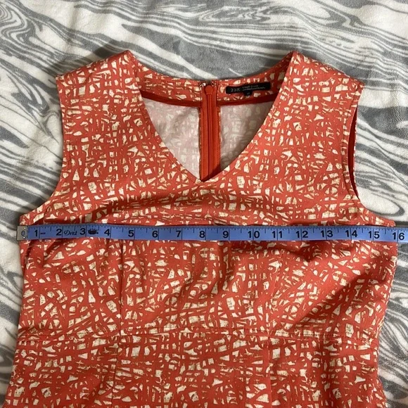 23 Vingt-Trois Arrondissements Dress - Picture 9 of 14